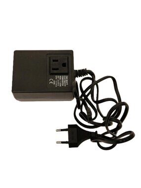 Seven Star 200 Watt International Electricity Converter Model F-200W